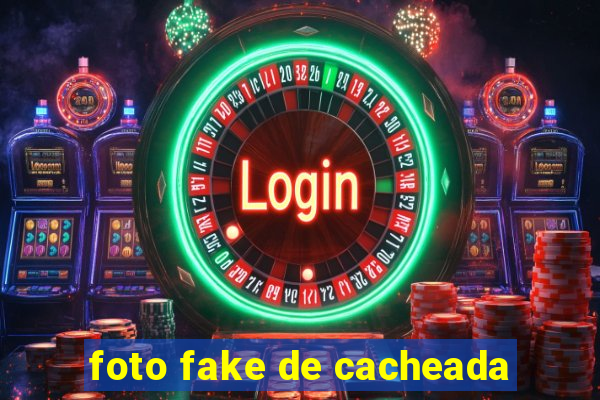 foto fake de cacheada